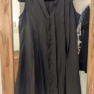 Black Sleeveless Dress